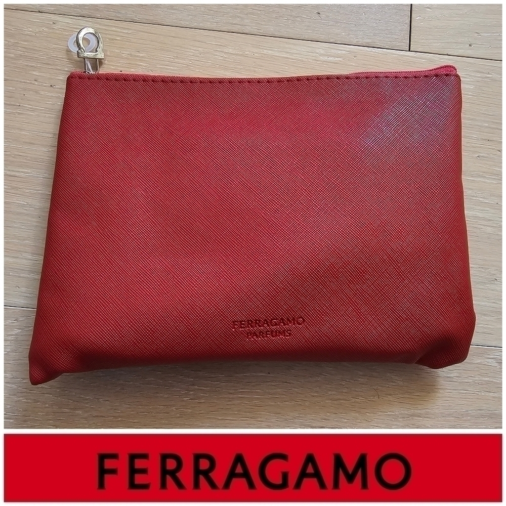 FERRAGAMO × Turkish Airlines Travel amenities kit